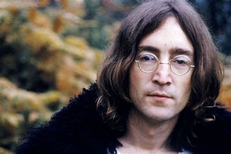 John Lennon’s Glasses: The Story Behind His Iconic Frames